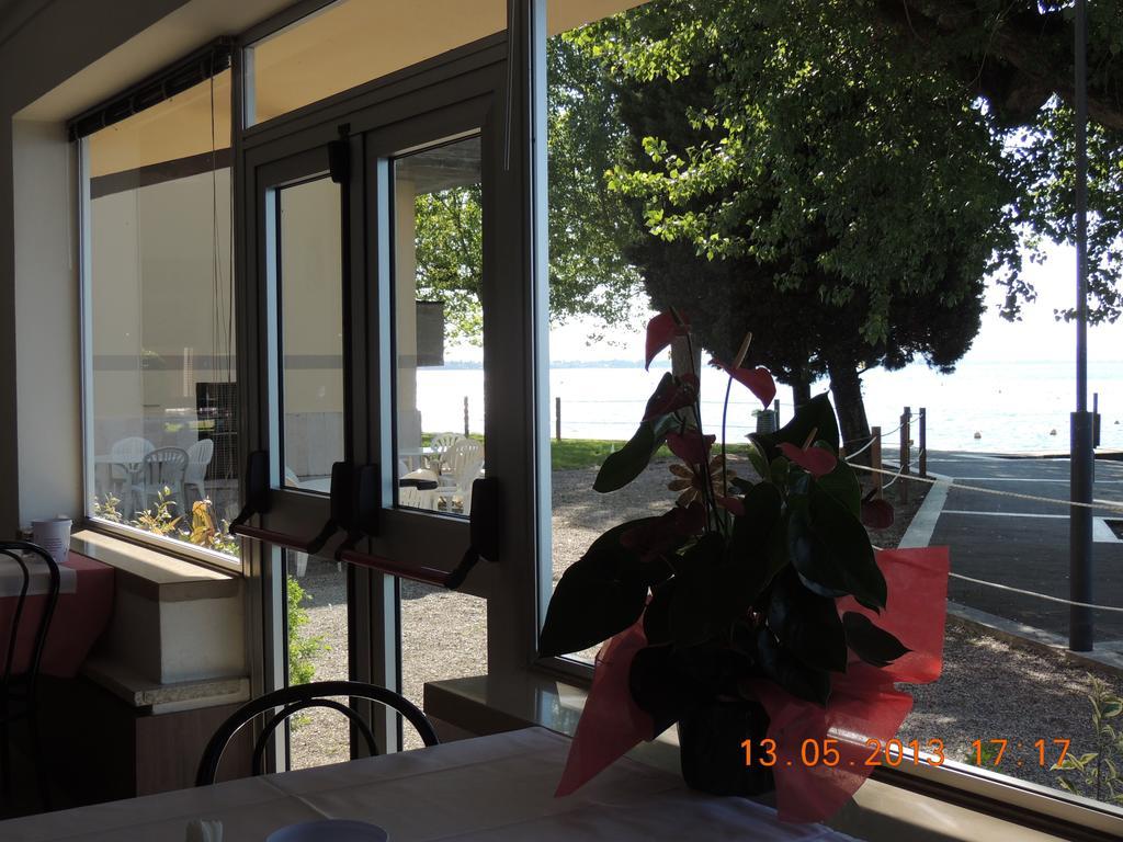 加斯帕瑞纳酒店 卡斯特努沃德加尔达 外观 照片